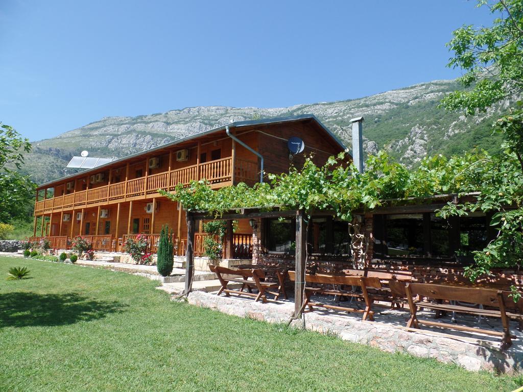 Guest House Jadran Pol Petrovac Exterior photo