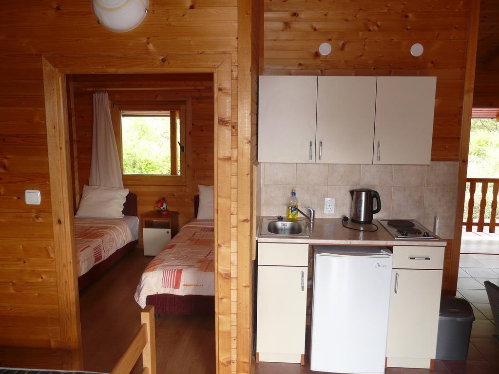 Guest House Jadran Pol Petrovac Exterior photo